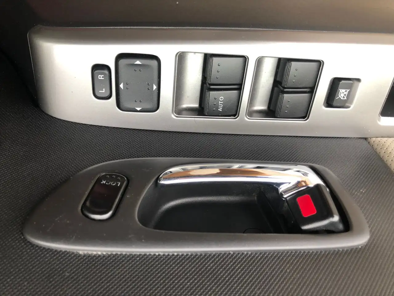 Mazda 5 снимка Mazda 5