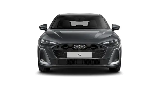 Audi A5 view 4