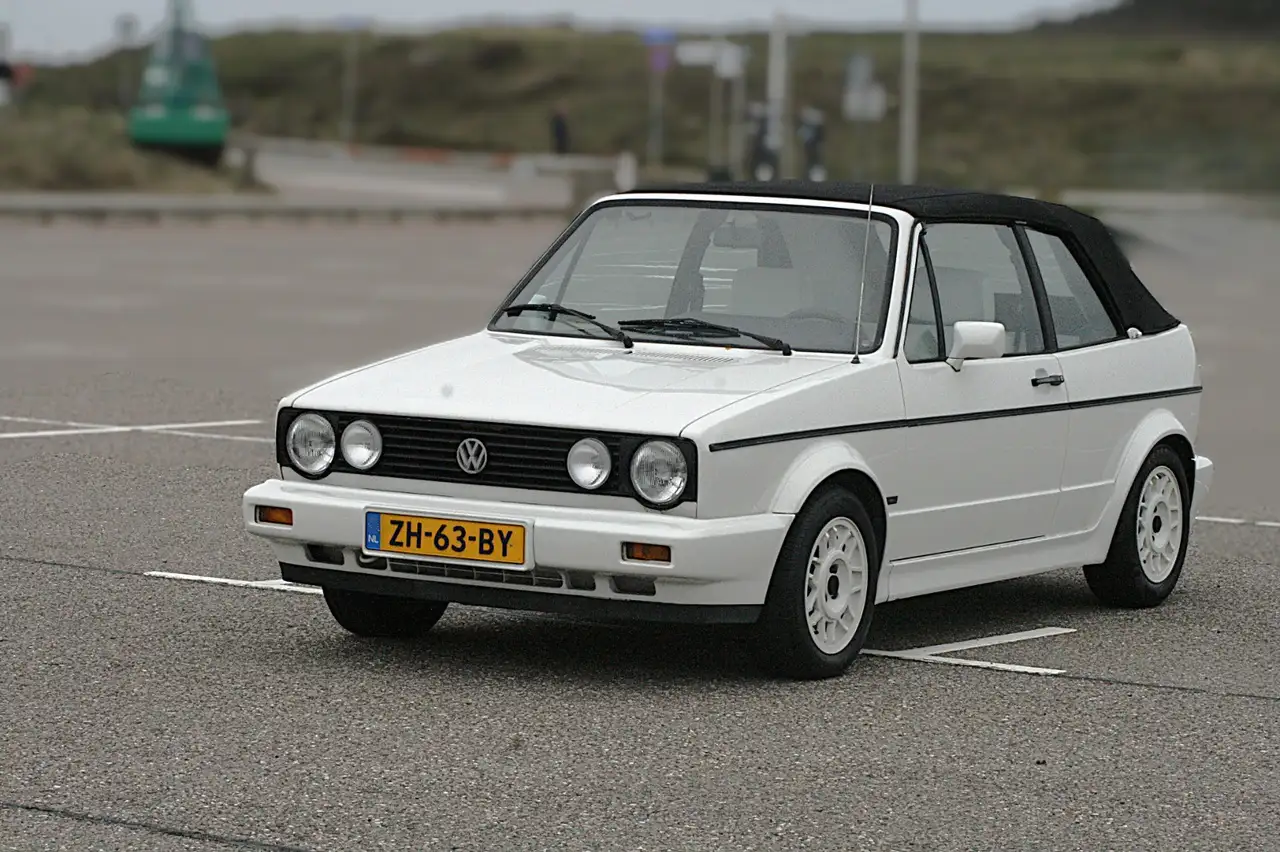 Volkswagen Golf 1.8, foto 1
