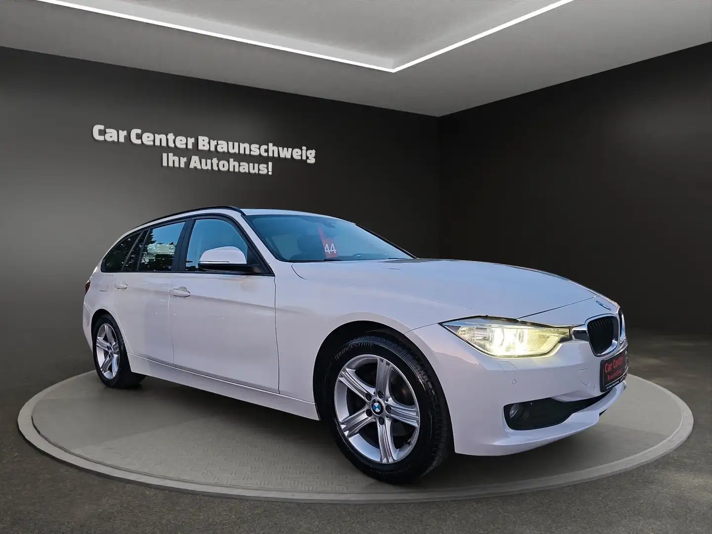 BMW 320 d Touring Sport Line+Leder+Pano+Head-up+Navi+ Wit - 2
