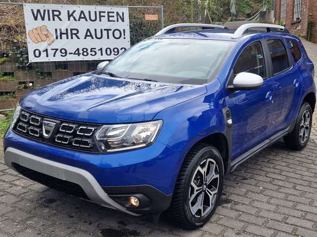 Imagine Dacia Duster Prestige 4WD! NAVI!Kameras!Euro6!nur 44 Tkm!