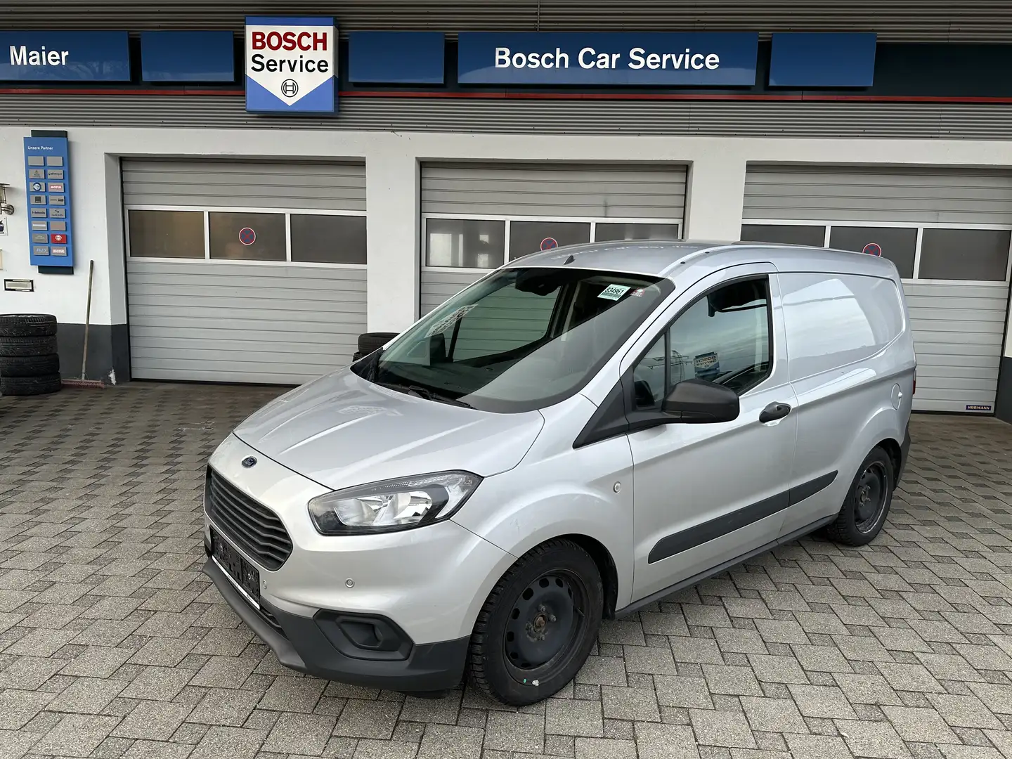 Ford Transit Courier Trend KLIMA PDC BT MWST Silber - 1