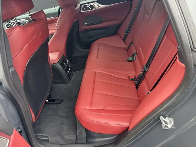 BMW i4 view 13