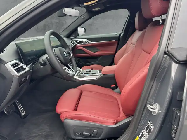 BMW i4 view 8