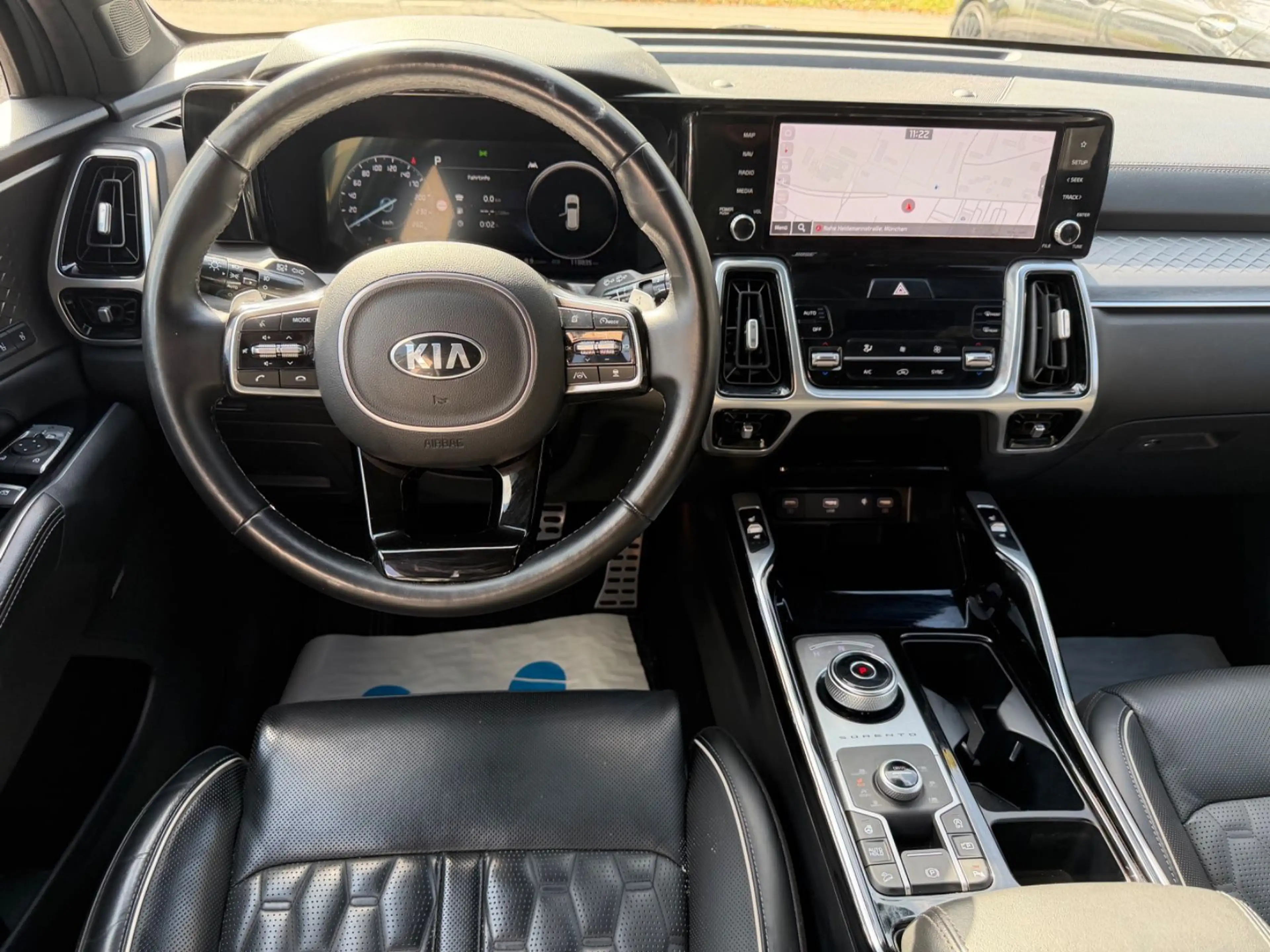 Kia Sorento Platinum 4WD*LED*ACC*AHK*BOSE* — photo 12