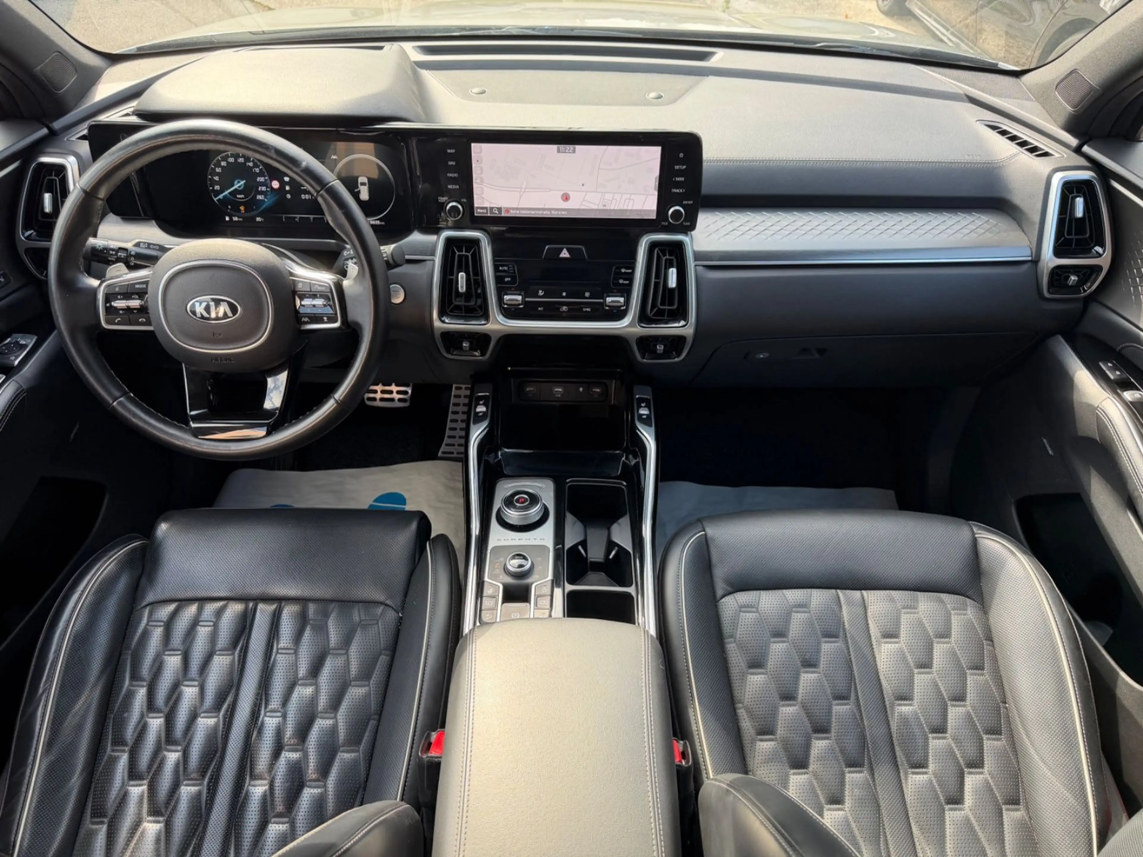 Kia Sorento Platinum 4WD*LED*ACC*AHK*BOSE* — photo 13
