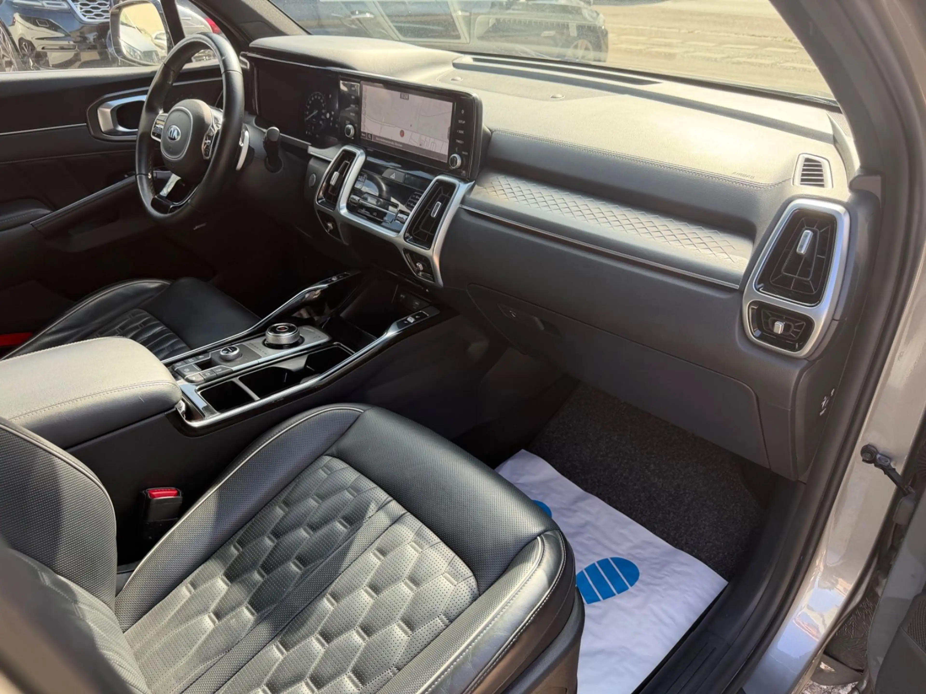 Kia Sorento Platinum 4WD*LED*ACC*AHK*BOSE* — photo 14