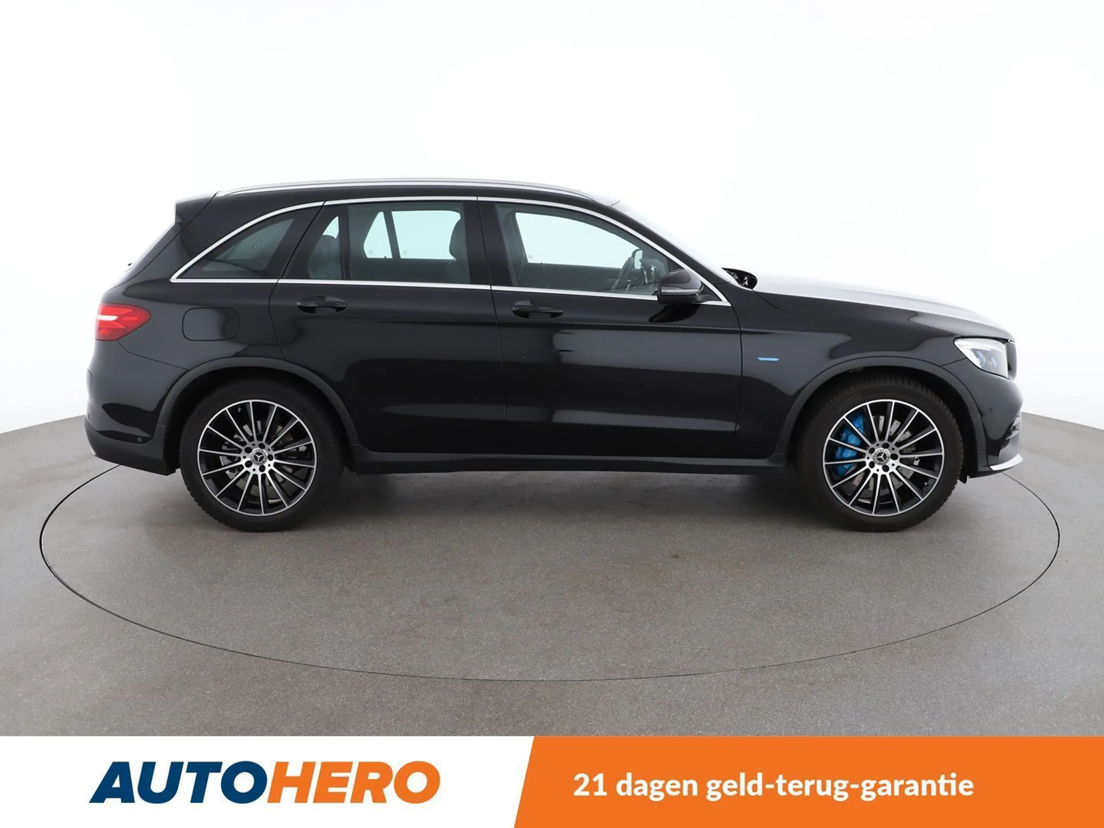 Mercedes-Benz GLC 350 GLC 350e 4Matic AMG Line — photo 7