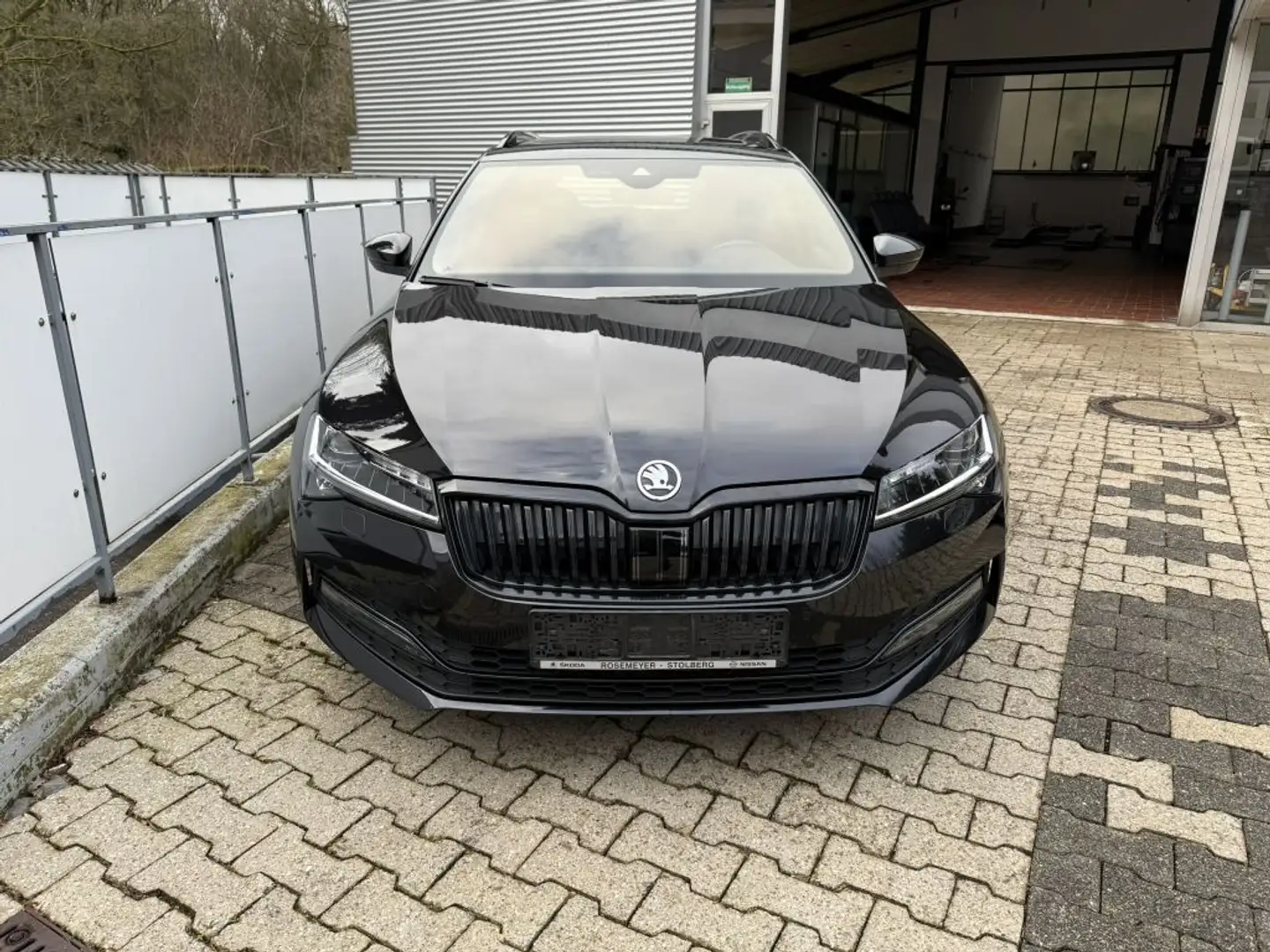 Skoda Superb Combi 2.0 TSI DSG Sportline - 1