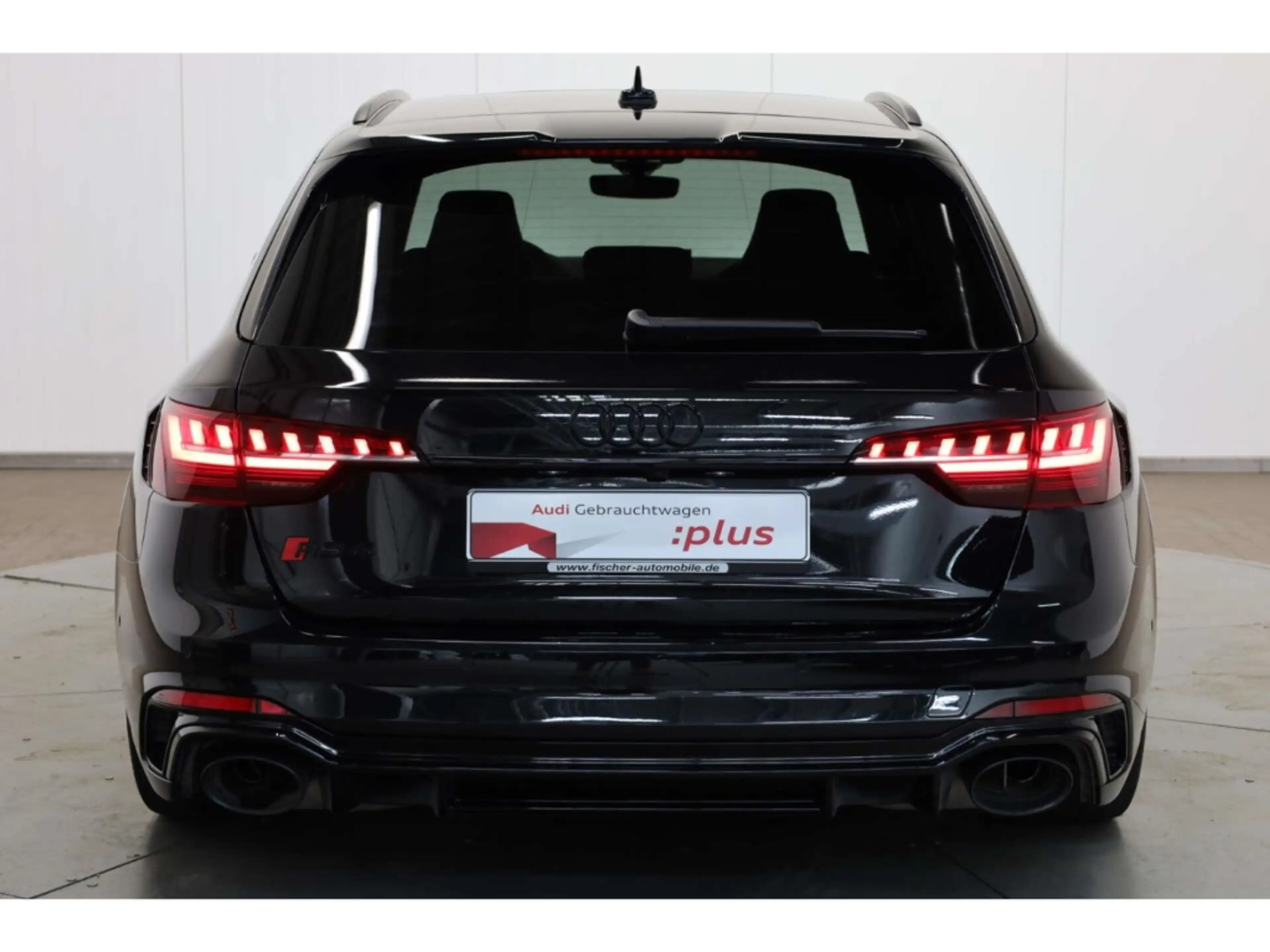 Audi RS4 Avant TFSI quattro RS Competition plus — photo 6