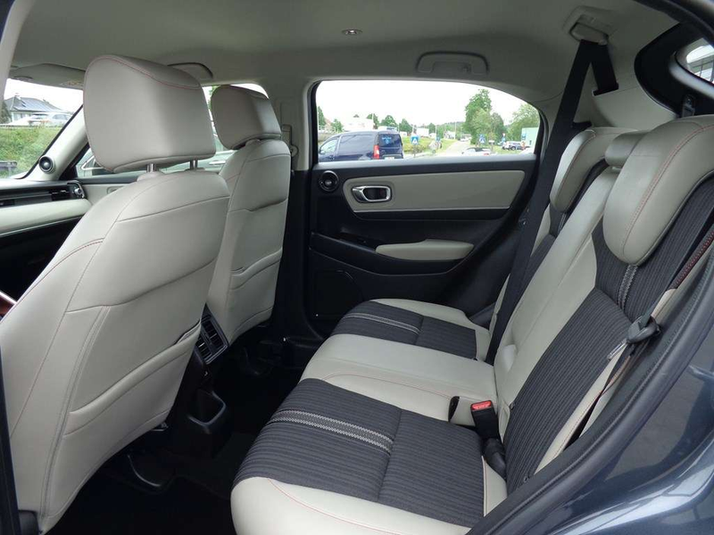 Honda HR-V Advance — photo 11