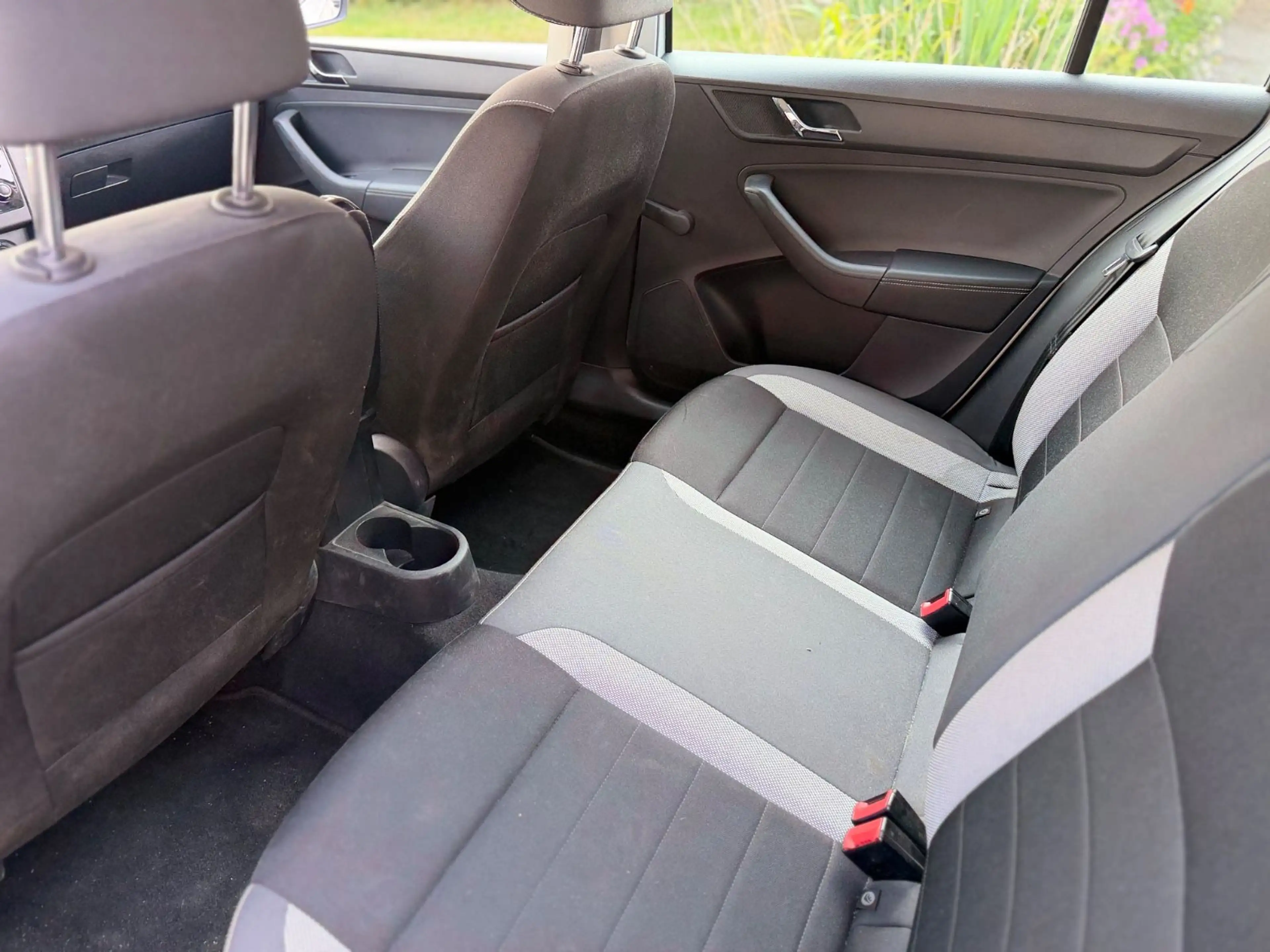 Skoda Rapid/Spaceback Spaceback Drive — photo 8