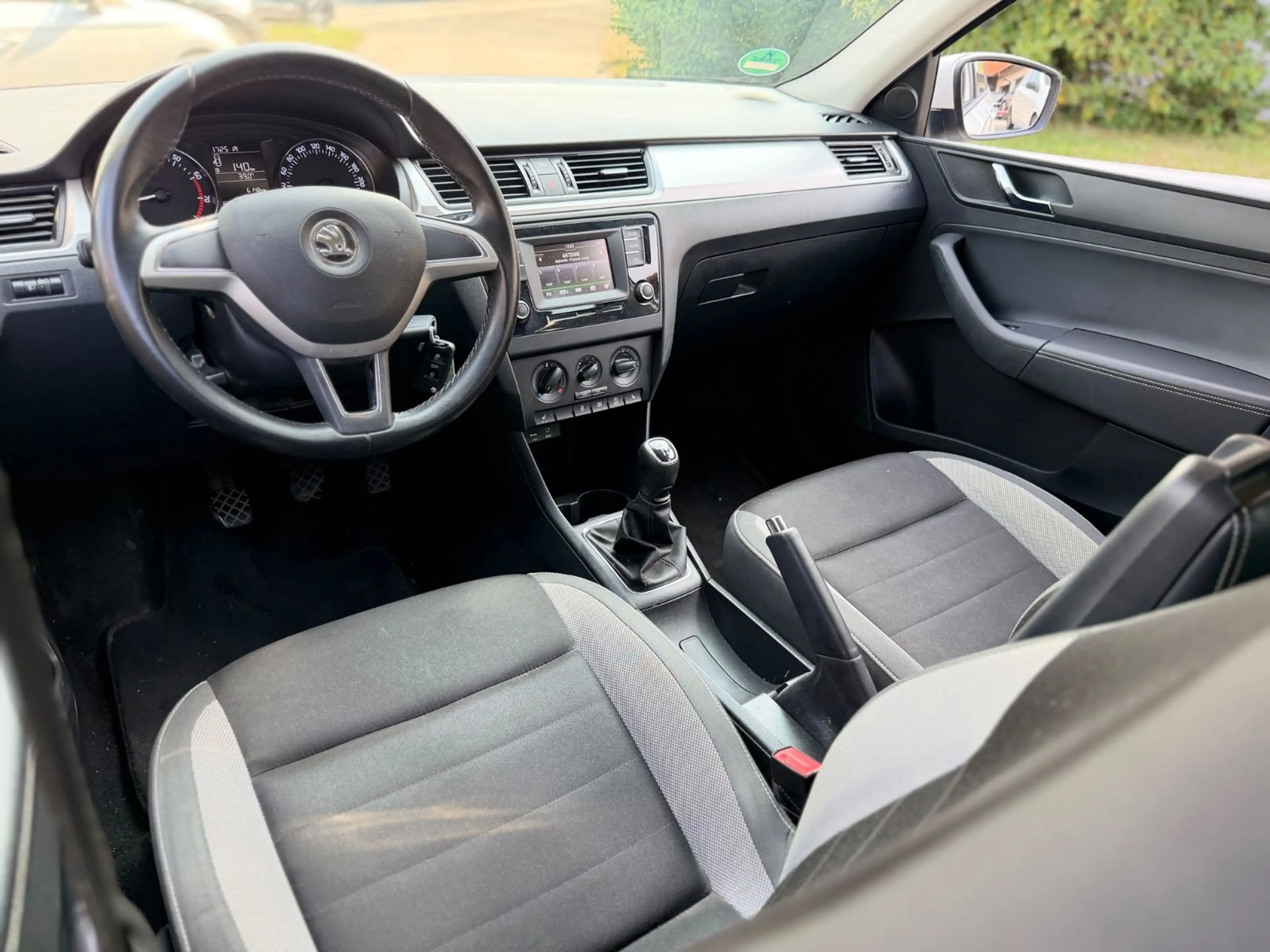 Skoda Rapid/Spaceback Spaceback Drive — photo 7