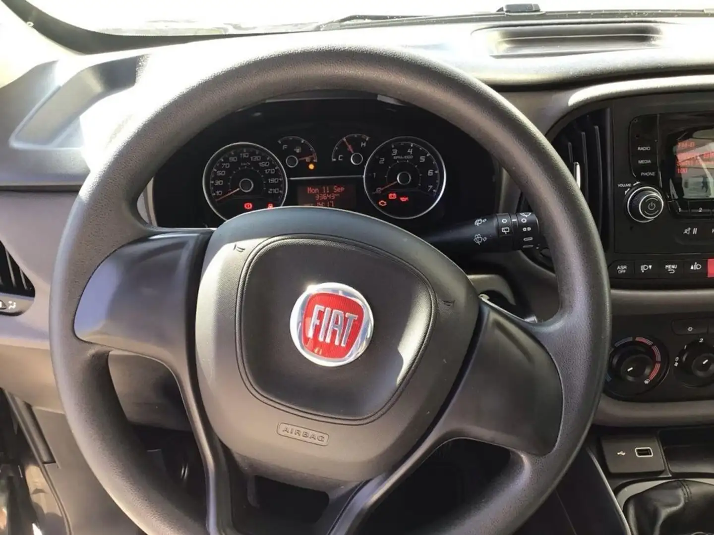 Fiat Doblo Doblò 1.4 T-Jet 16V Negru - 2