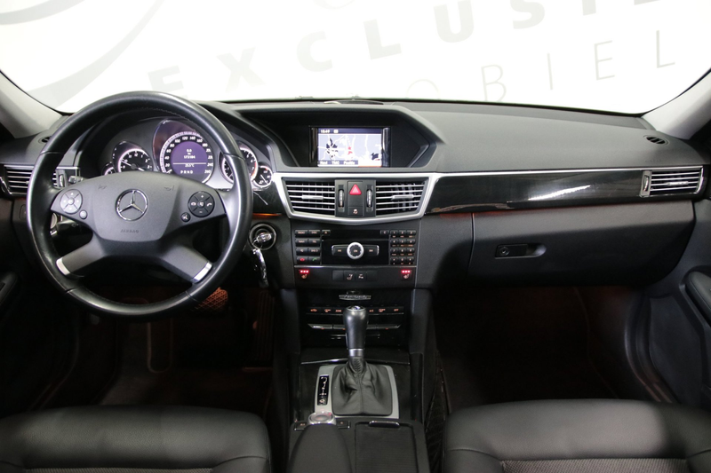 Mercedes-Benz E 200 CGI Avantgarde/ Trekhaak/ Bi-Xenon — photo 5