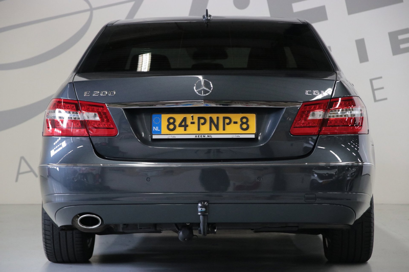 Mercedes-Benz E 200 CGI Avantgarde/ Trekhaak/ Bi-Xenon — photo 18