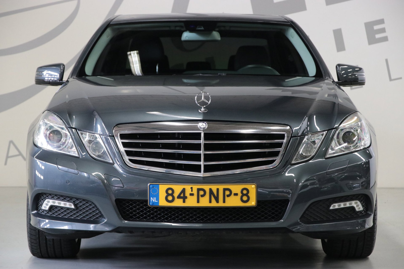 Mercedes-Benz E 200 CGI Avantgarde/ Trekhaak/ Bi-Xenon — photo 2