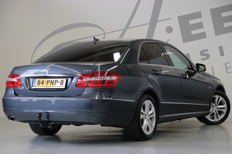 Mercedes-Benz E 200 CGI Avantgarde/ Trekhaak/ Bi-Xenon — photo 17