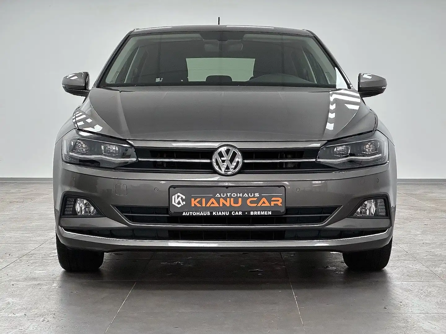 Volkswagen Polo VI Highline.ACC.NAVI.SHZ.KLIMAAUTOMATIK.LED Gris - 2