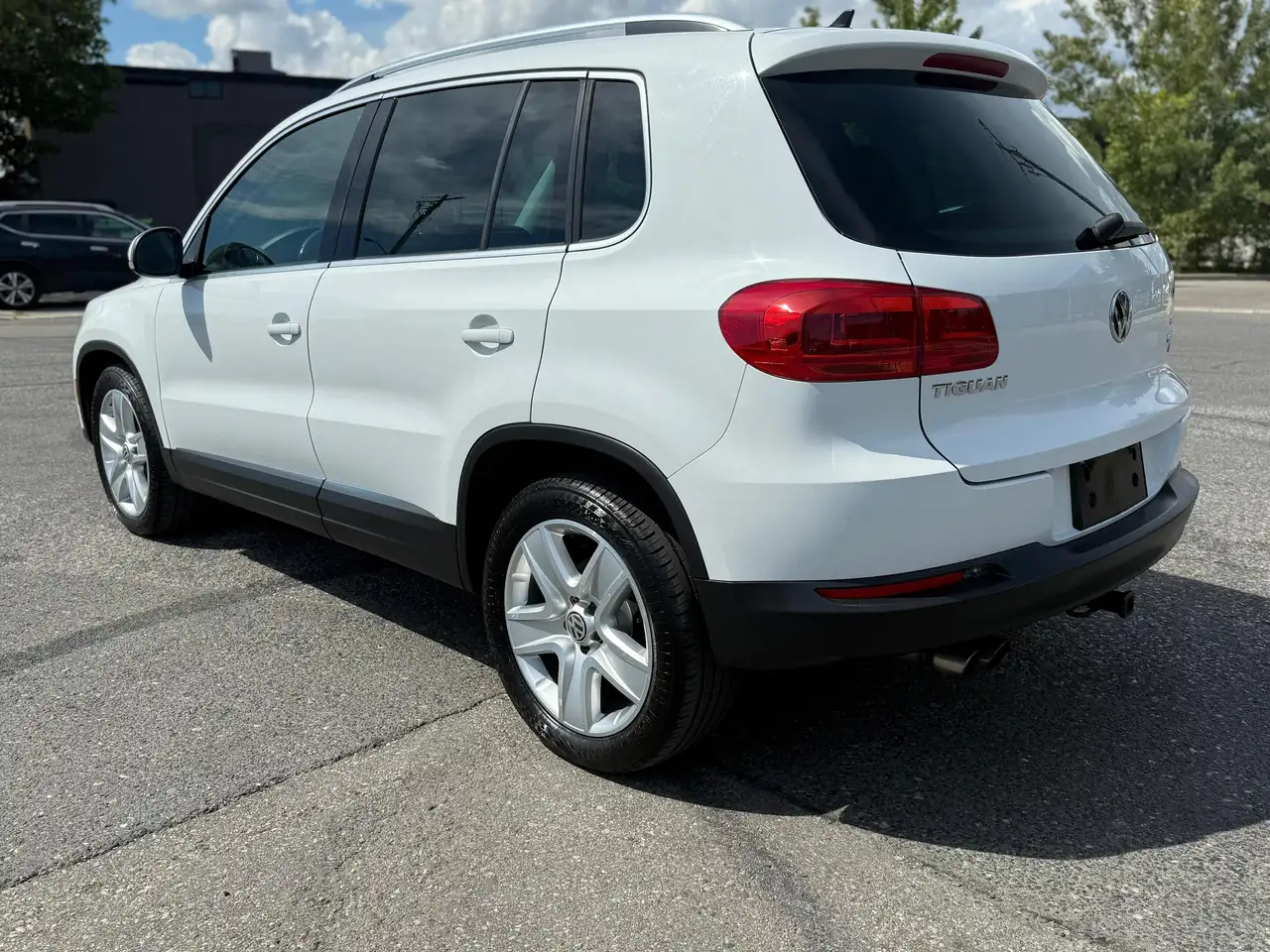 Volkswagen Tiguan снимка Volkswagen Tiguan