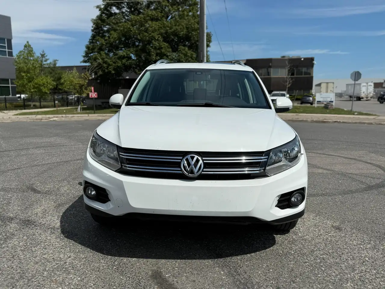 Volkswagen Tiguan снимка Volkswagen Tiguan