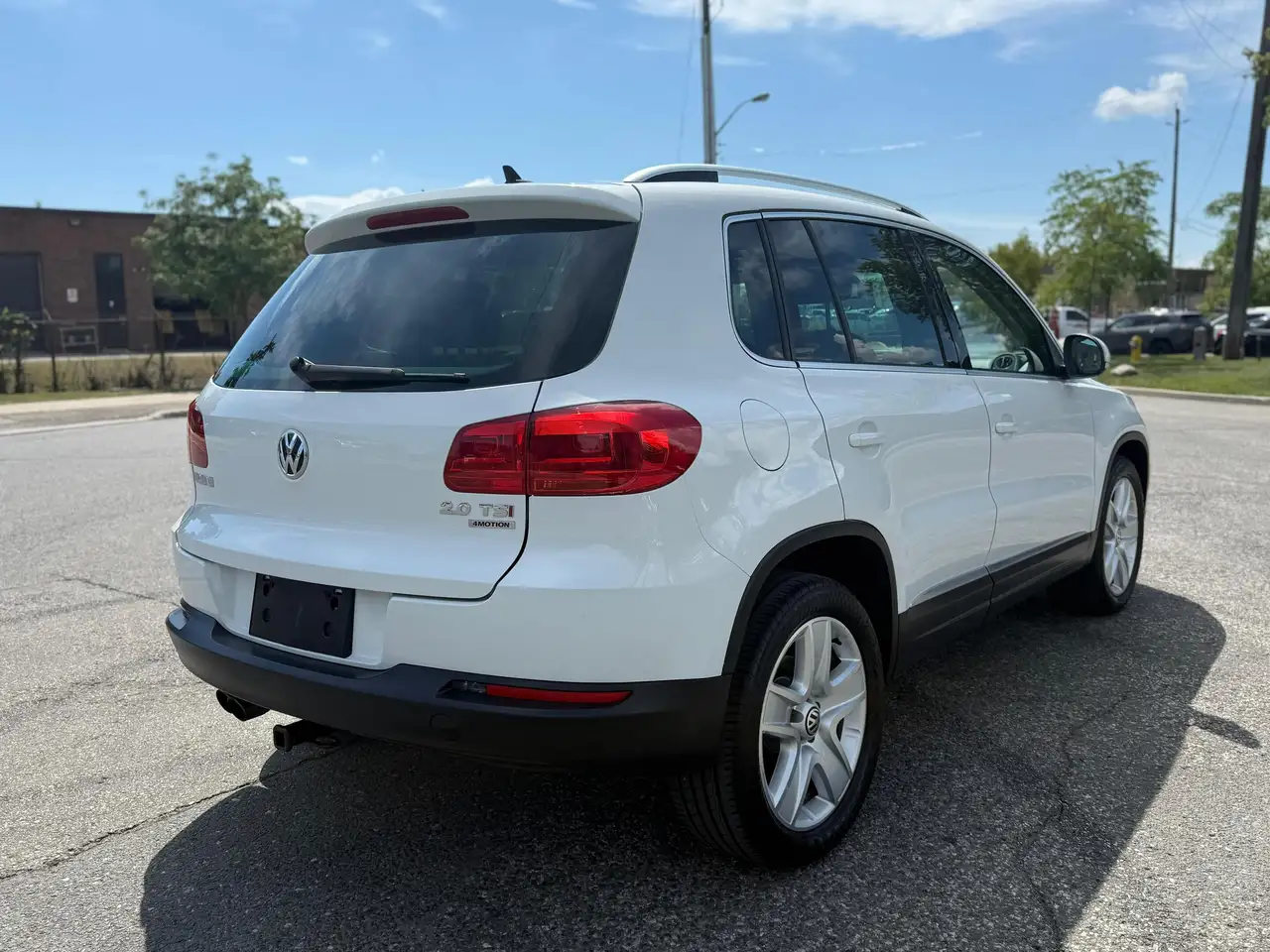 Volkswagen Tiguan снимка Volkswagen Tiguan