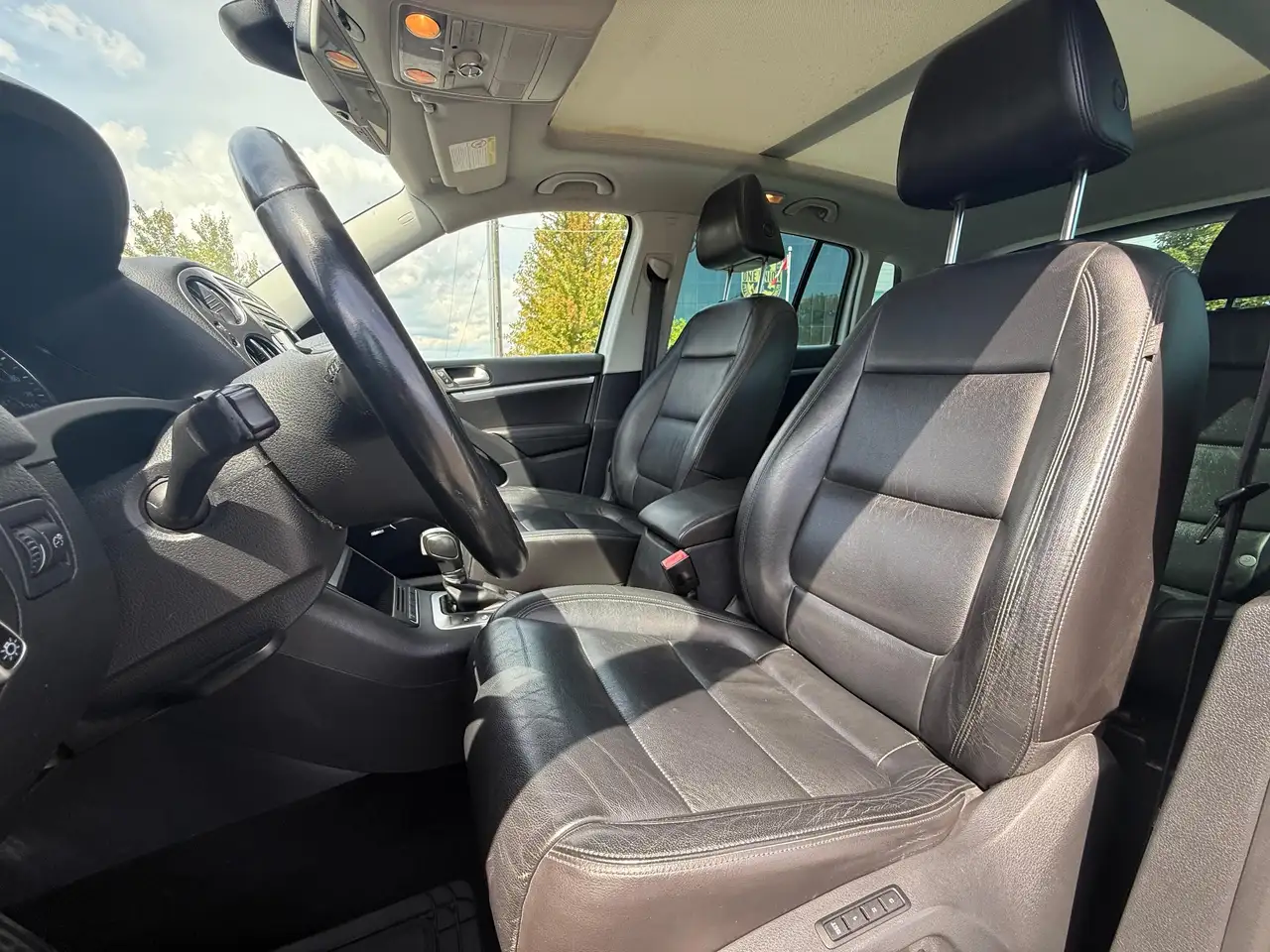 Volkswagen Tiguan снимка Volkswagen Tiguan