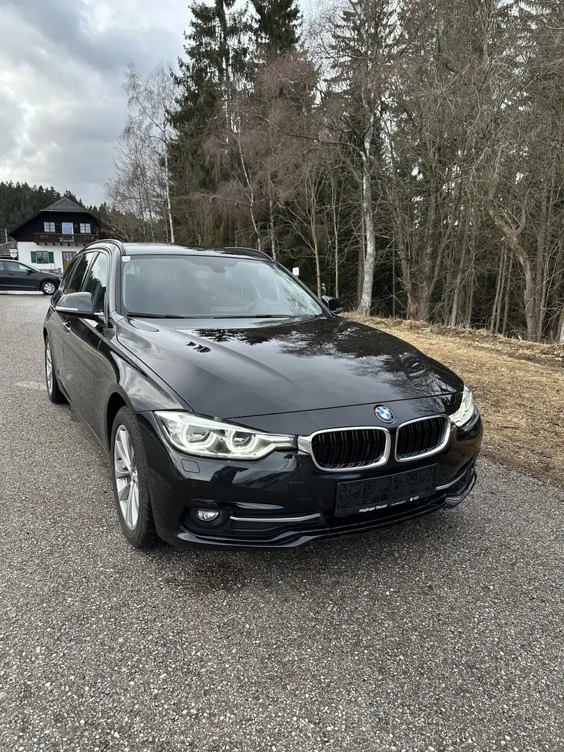 BMW 318 318d xDrive Touring Sport Line Schwarz - 2
