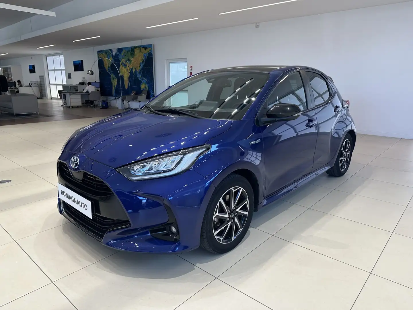 Toyota Yaris 1.5 Hybrid 5 porte Lounge Blue Blauw - 1