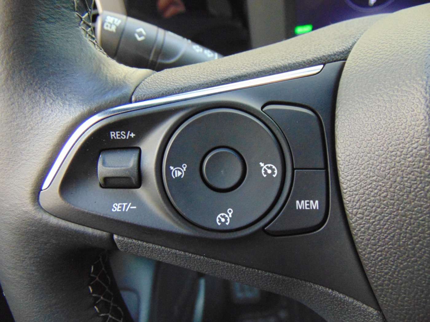 Opel Mokka E