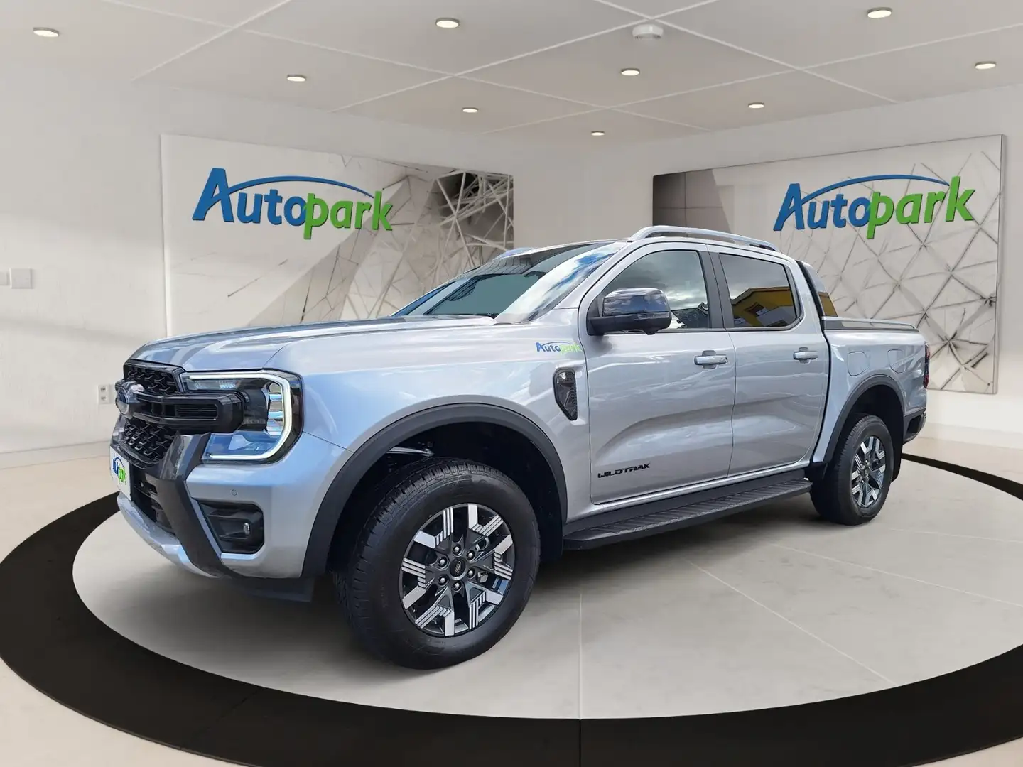 Ford Ranger Wildtrak e-4WD PHEV Silber - 1