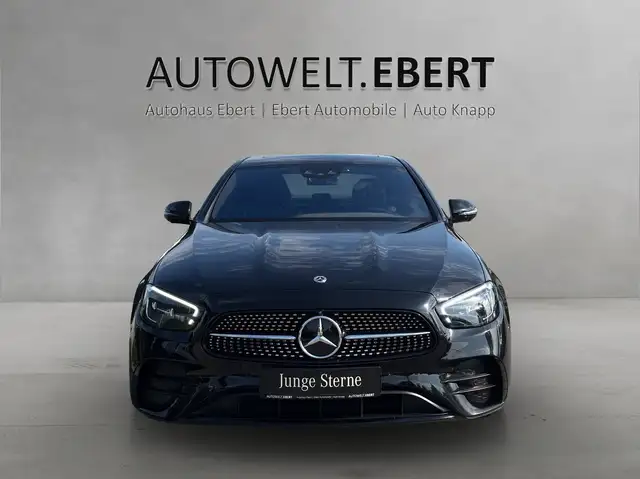 Mercedes-Benz E-Class view 6