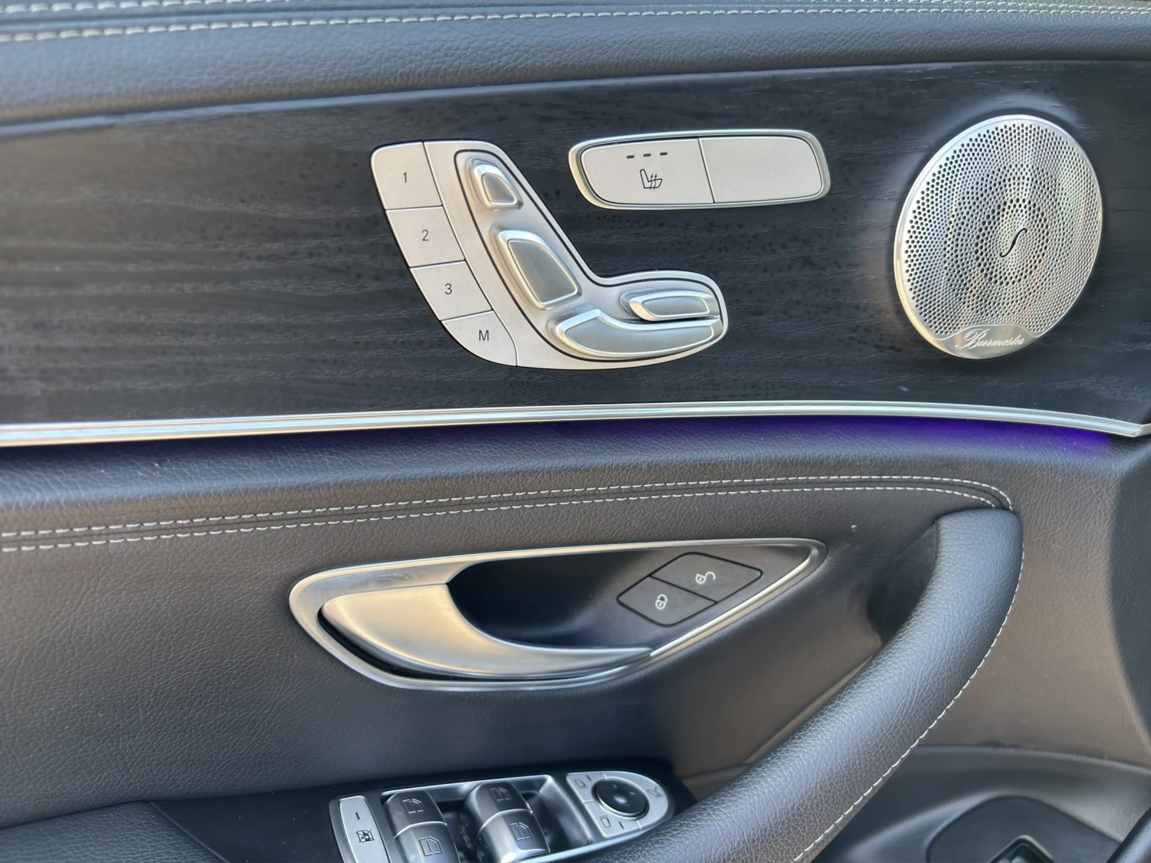 Mercedes-Benz E 400 E400d 4M AMG Massage ABC KeyGo GSD 20"DISTRO AHK — photo 10
