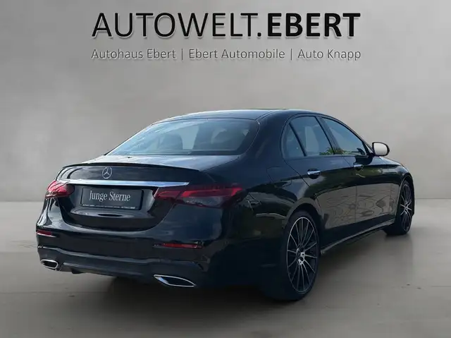 Mercedes-Benz E-Class view 5