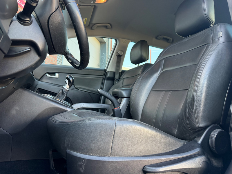 Kia Sportage 1.6 GDI Plus Pack / Leder / Navi / Camera / PDC / — photo 4