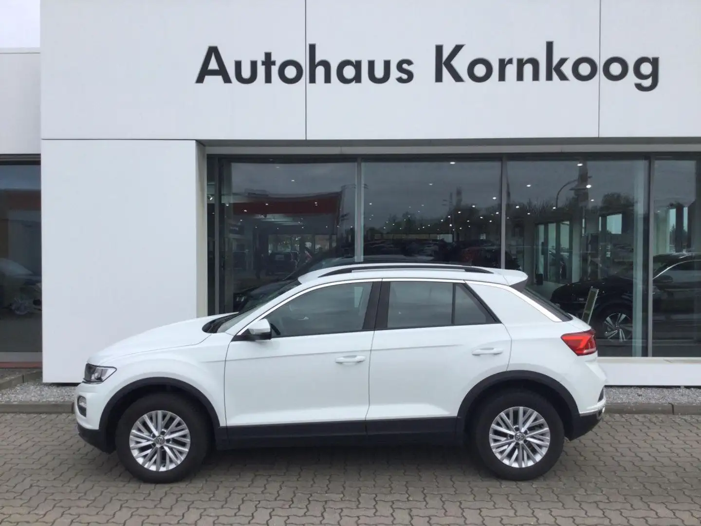 Volkswagen T-Roc 1.5 TSI ACT OPF Style AHK Bluetooth Klima Wit - 1