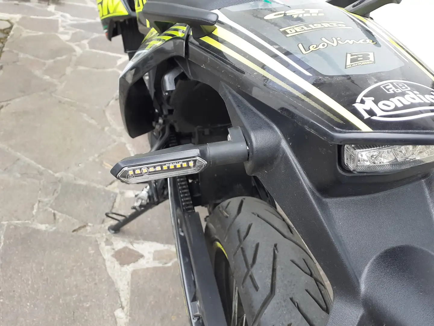 Mondial SMX 125i SUPERMOTO SMX Euro5 ABS Schwarz - 2