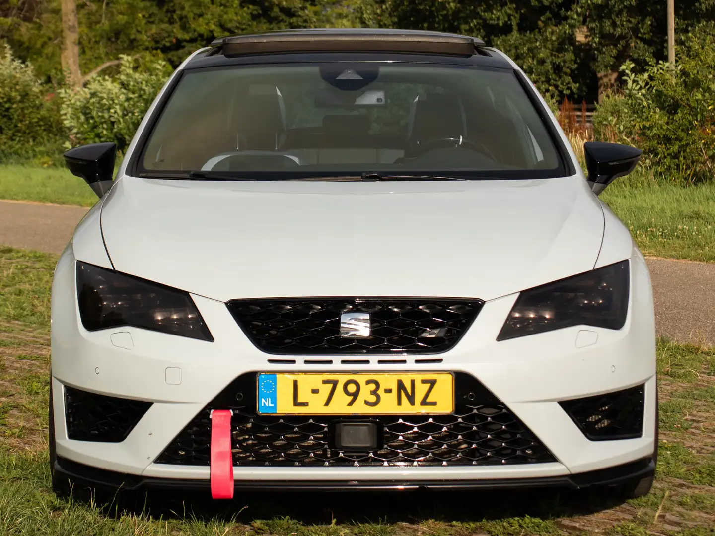 SEAT Leon Leon 2.0 TSI Cupra 280 Wit - 2