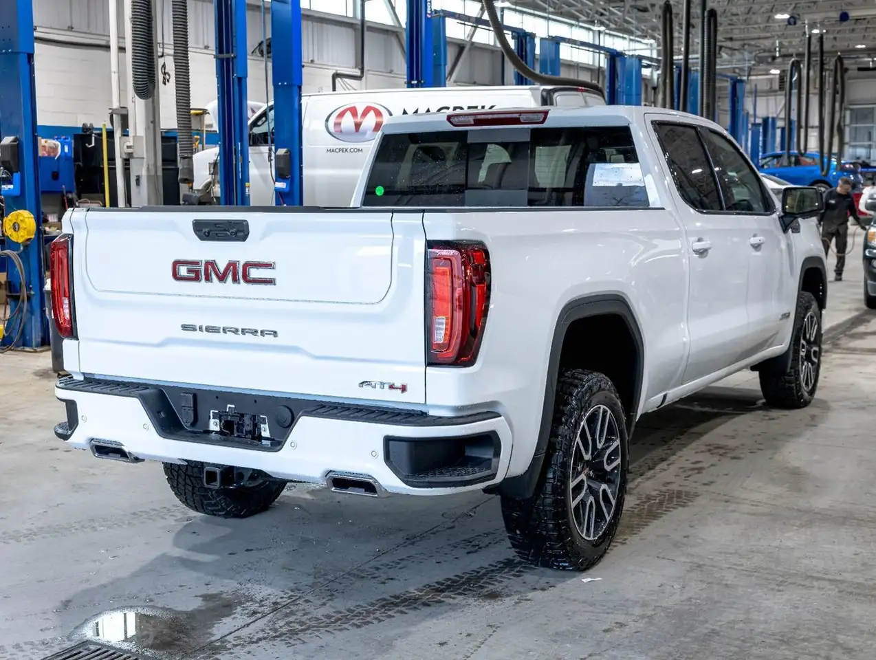 GMC Sierra 1500 снимка GMC Sierra 1500
