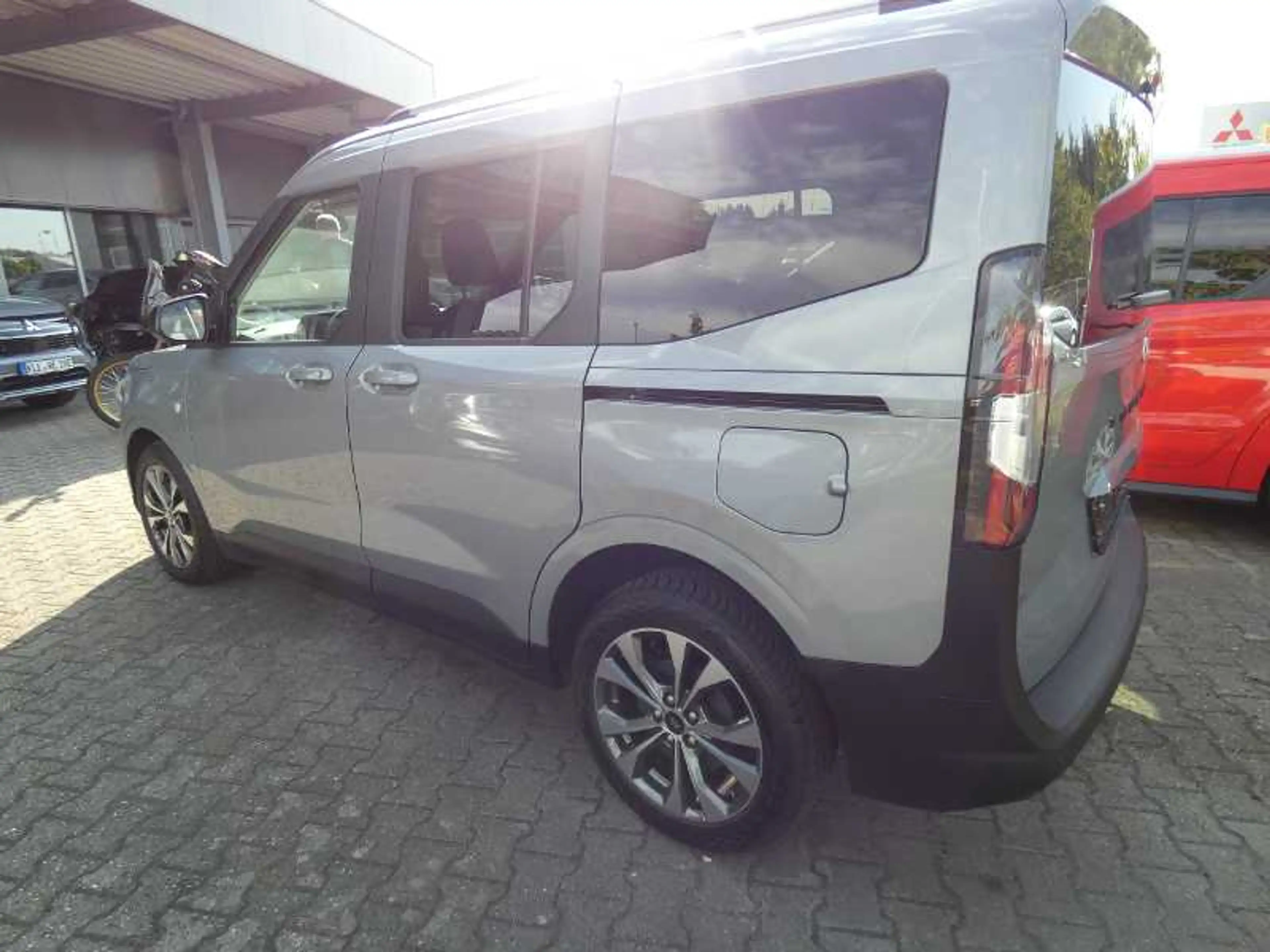 Ford Tourneo Courier 1.0 Titanium ,,Adapt. Temomat" — photo 4