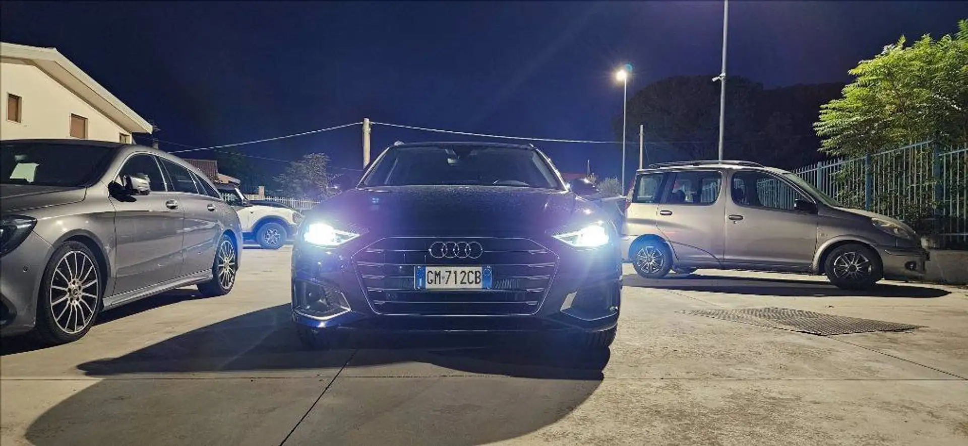 Audi A4 Avant 35 2.0 tdi mhev Business 163cv s-tronic Blu/Azzurro - 2