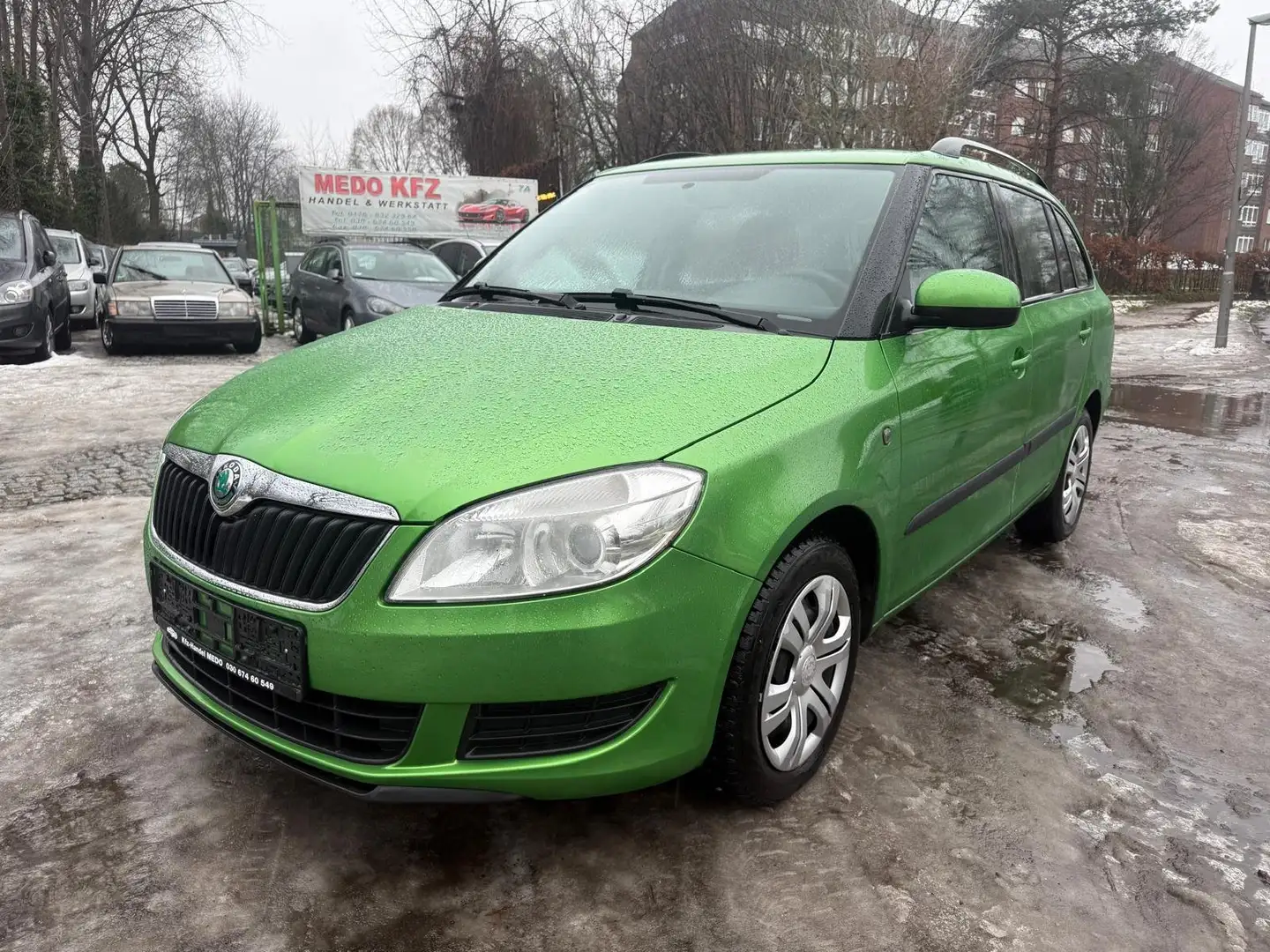 Skoda Fabia Ambition Grün - 1
