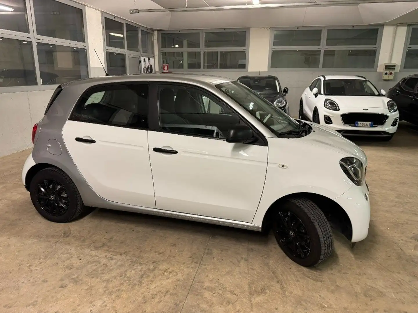 smart forFour 70 1.0 twinamic Supertech Bianco - 2