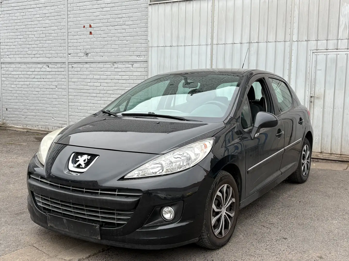 Peugeot 207 207 1.4 HDi *MARCHAND * EXPORT * Zwart - 1