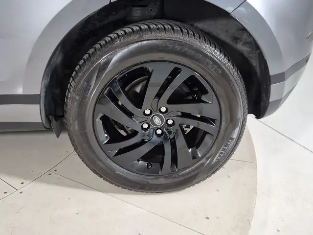 Land Rover Range Rover Evoque view 9