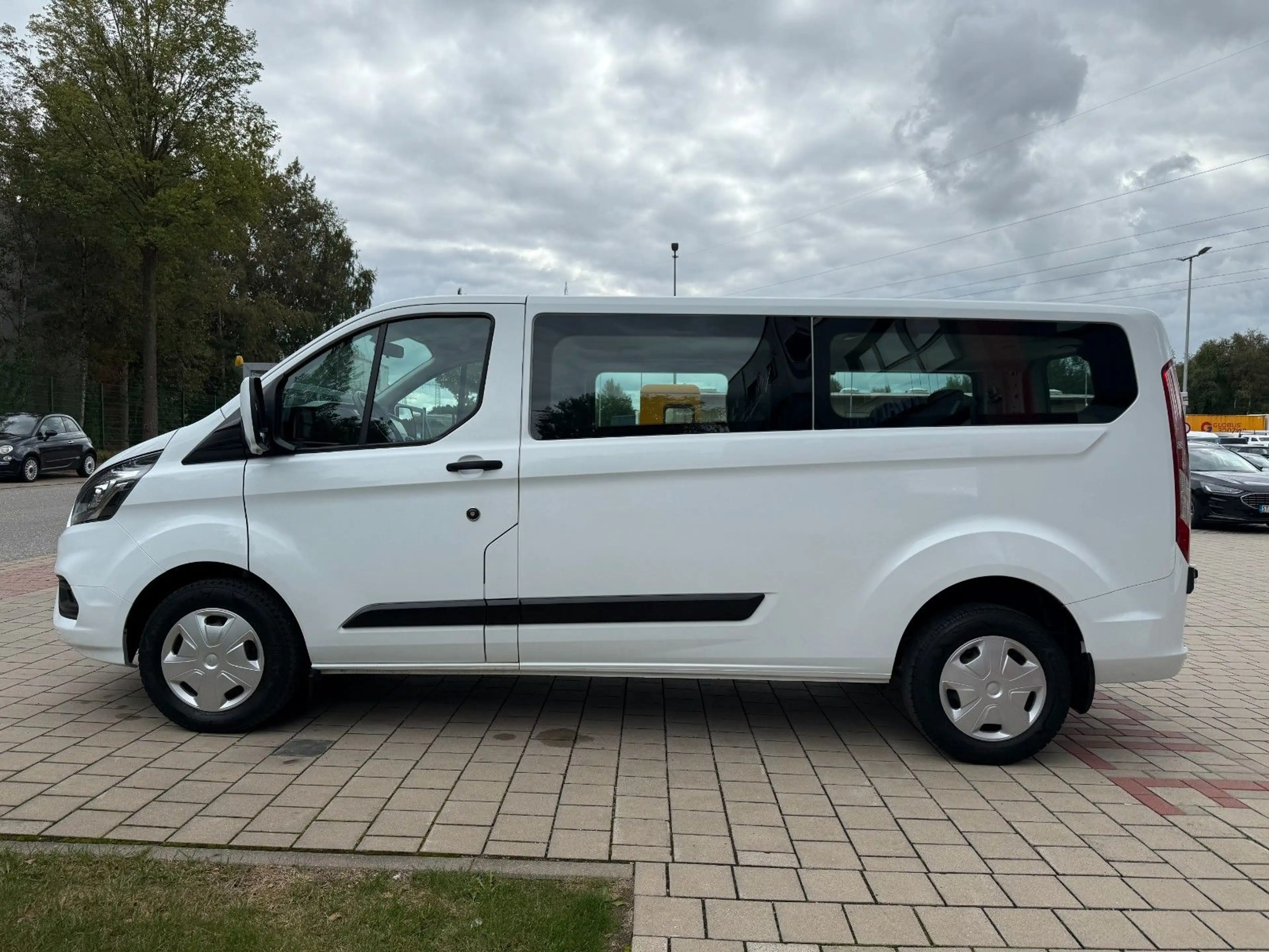 Ford Transit Custom Kombi 320 L2 Trend(Tüv&Insp.neu — photo 11