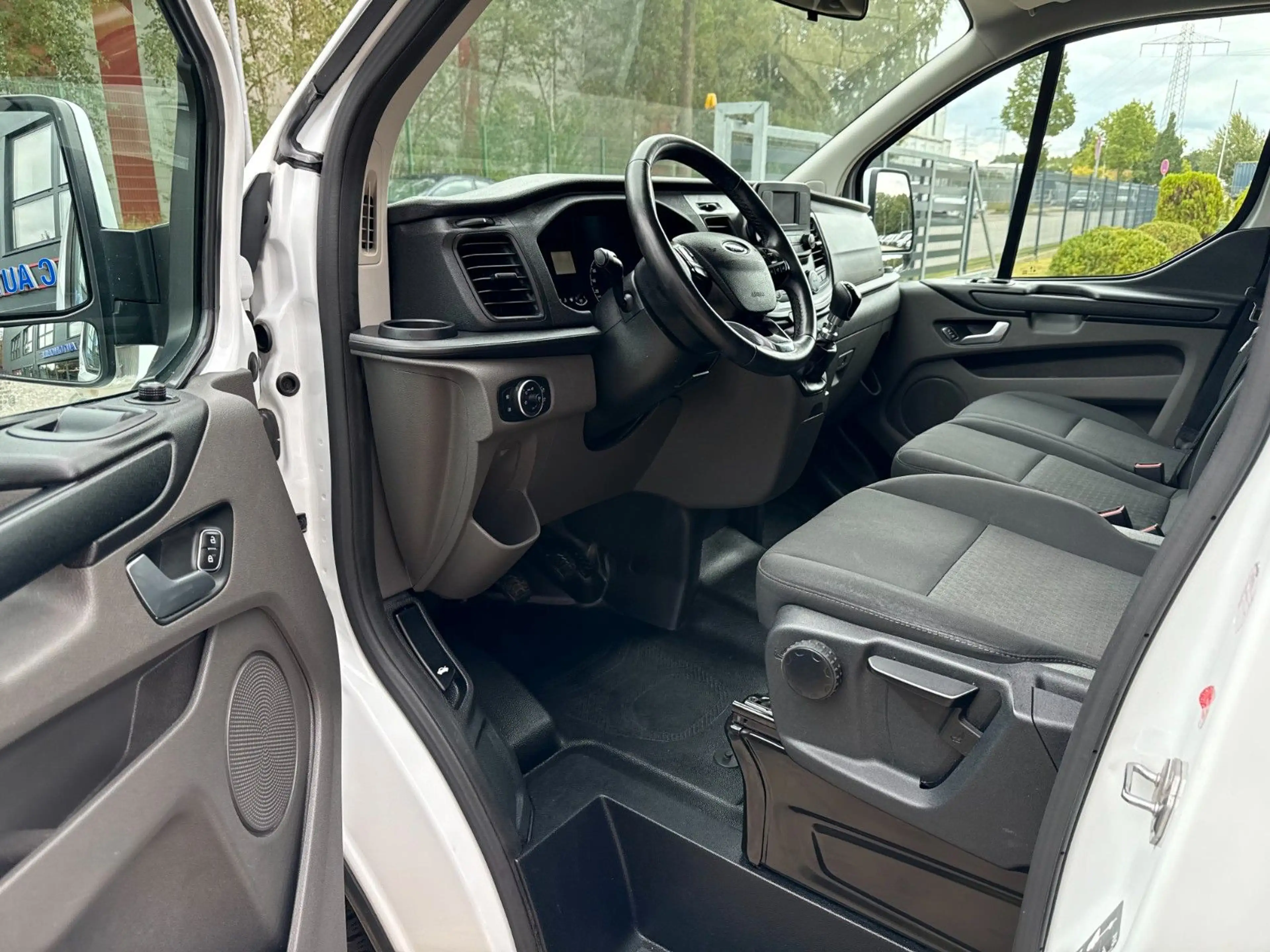 Ford Transit Custom Kombi 320 L2 Trend(Tüv&Insp.neu — photo 6