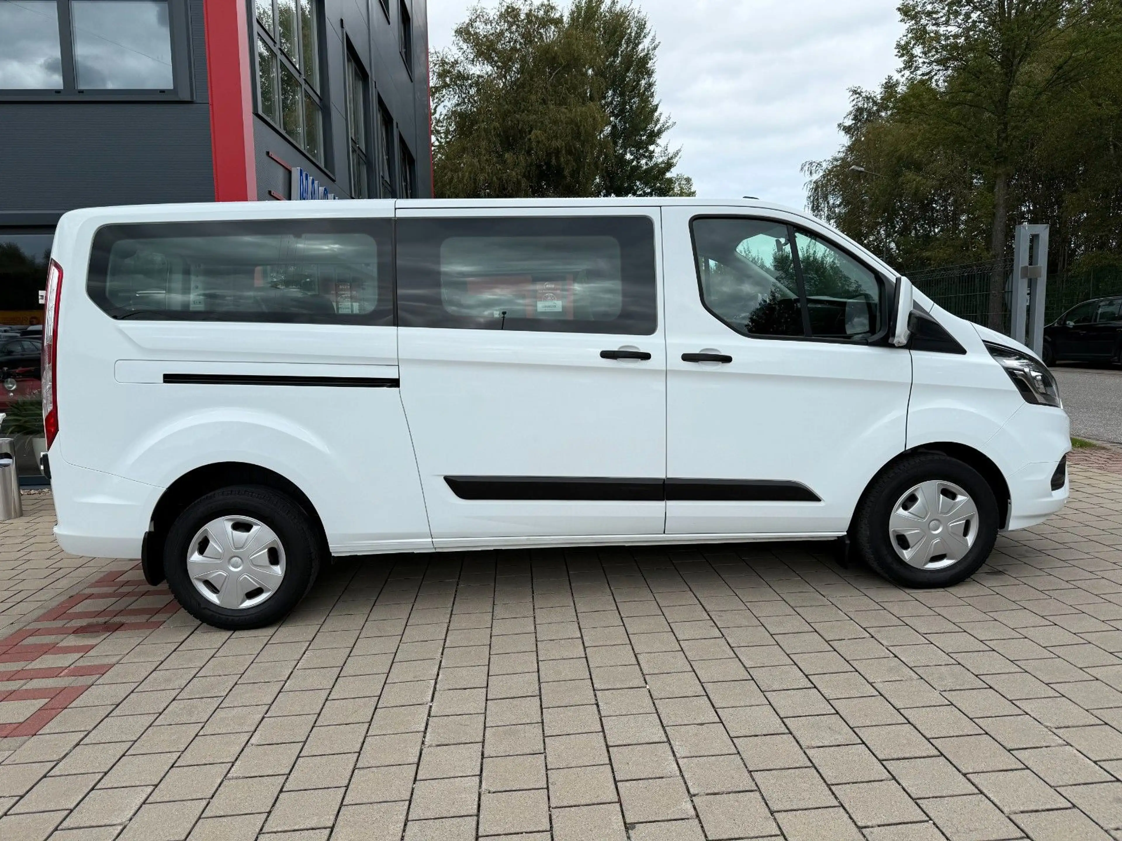 Ford Transit Custom Kombi 320 L2 Trend(Tüv&Insp.neu — photo 4