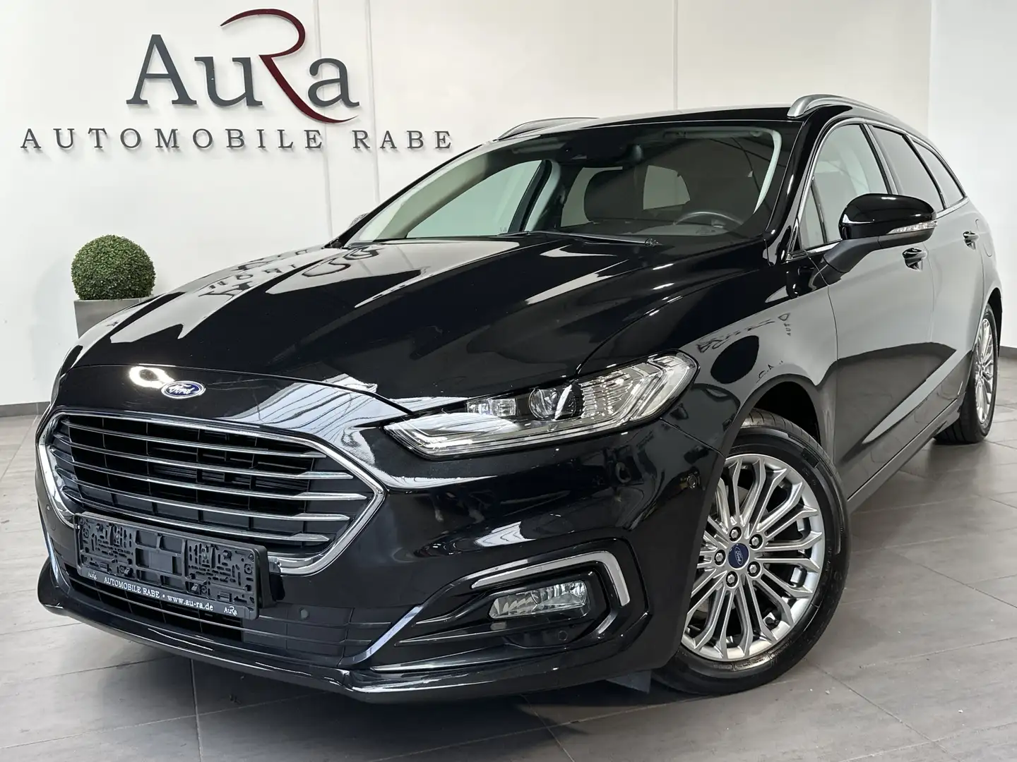 Ford Mondeo Turnier 2.0 EB Titanium NAV+LED+AHK+SHZ Negru - 1