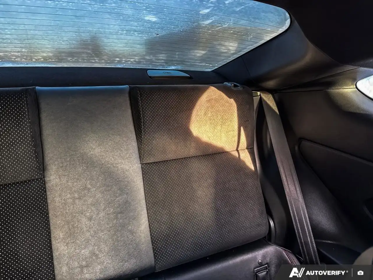 Subaru BRZ снимка Subaru BRZ